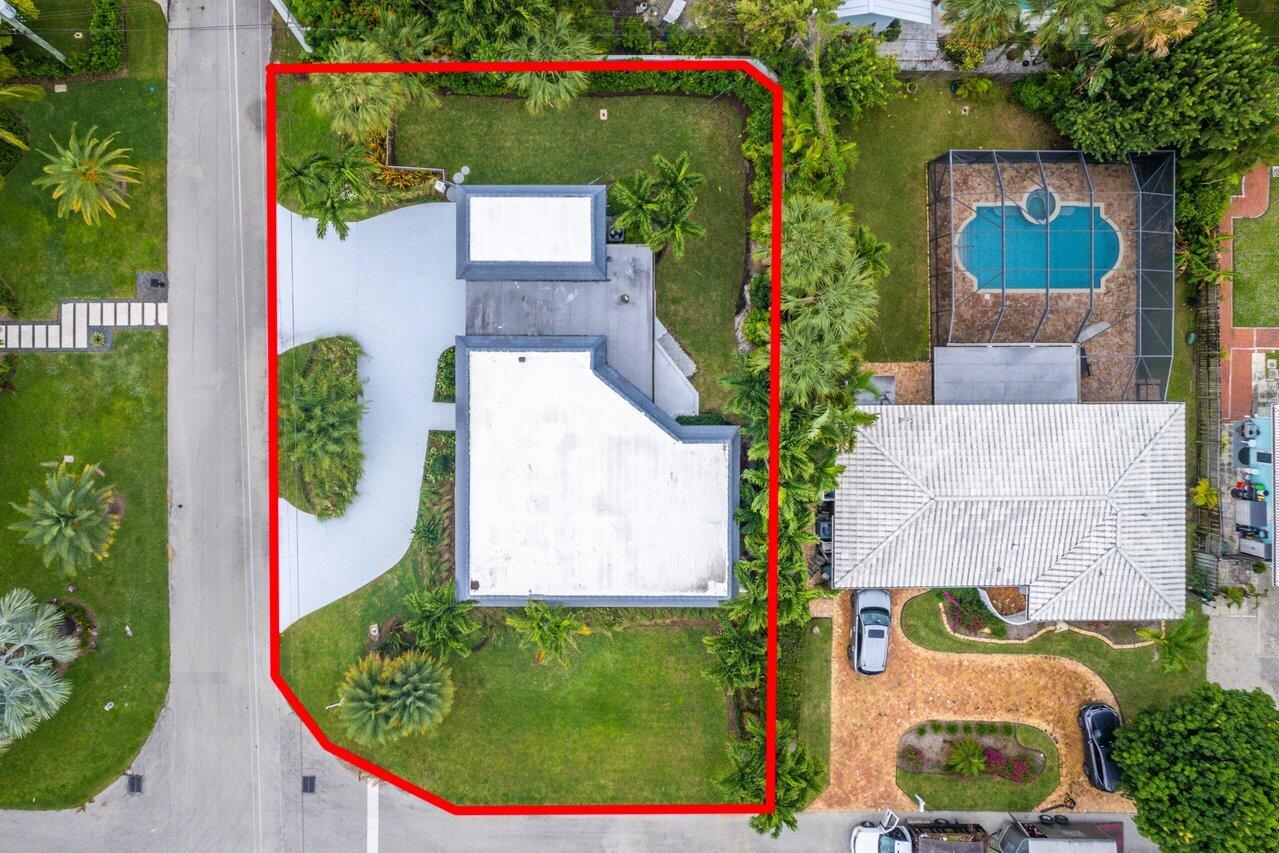 700 NE 4th Street