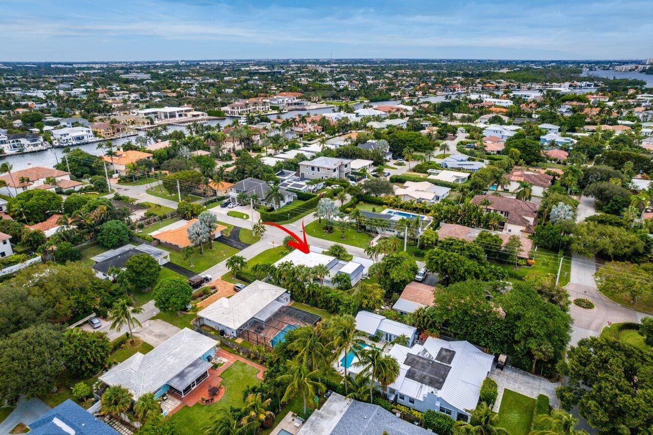 700 NE 4th Street