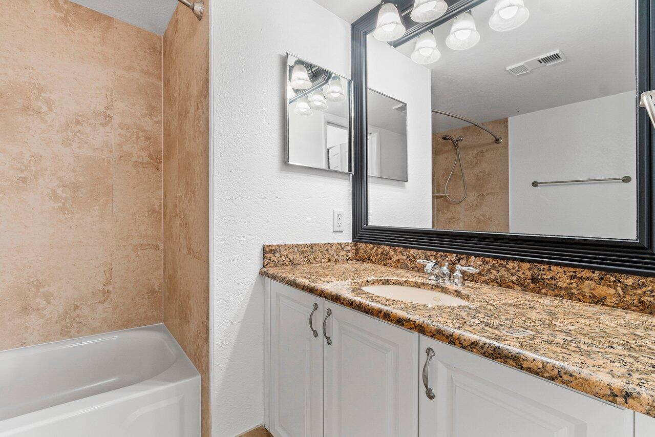 167 Yacht Club Way Unit: 204