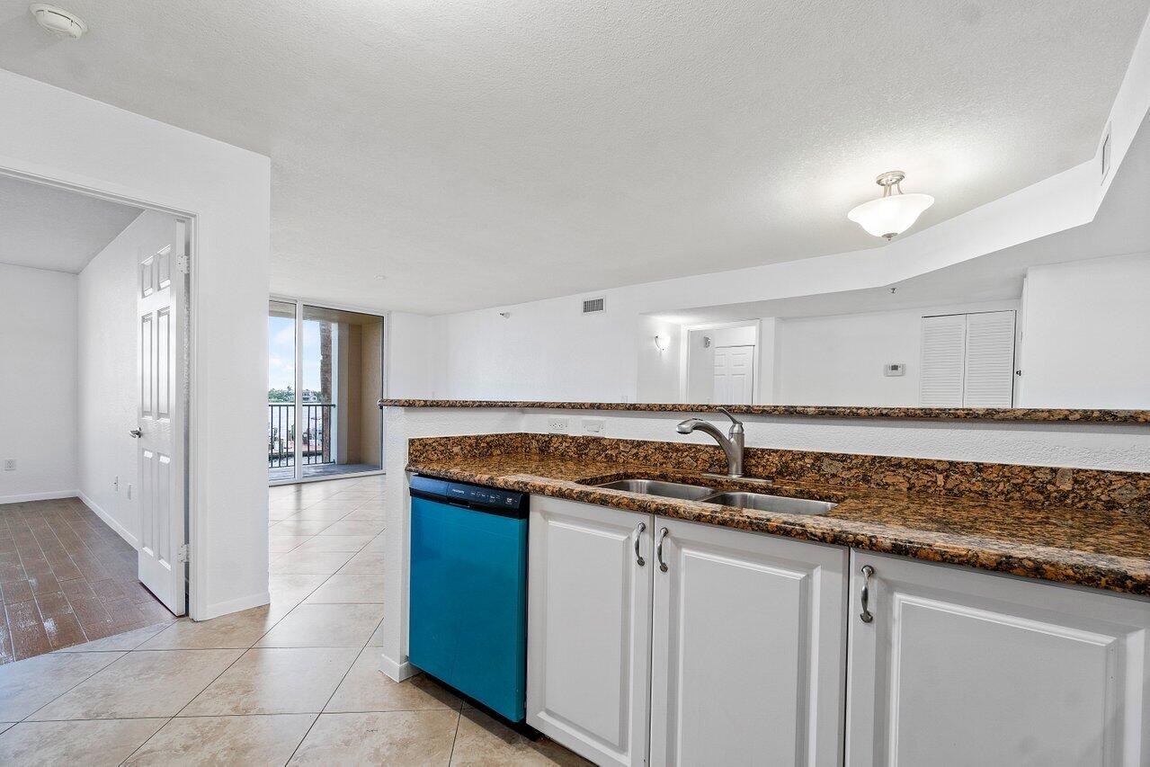 167 Yacht Club Way Unit: 204