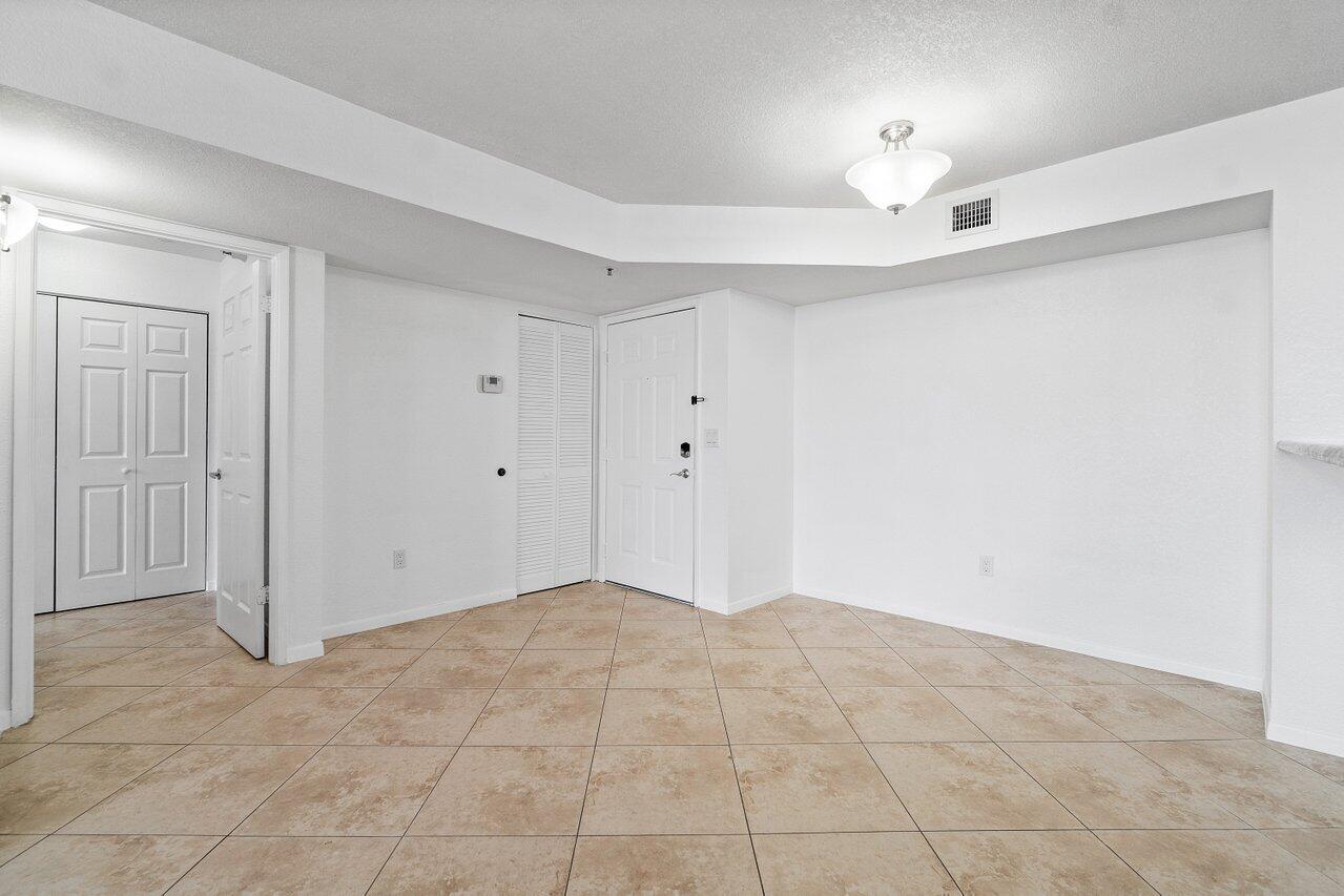 167 Yacht Club Way Unit: 204
