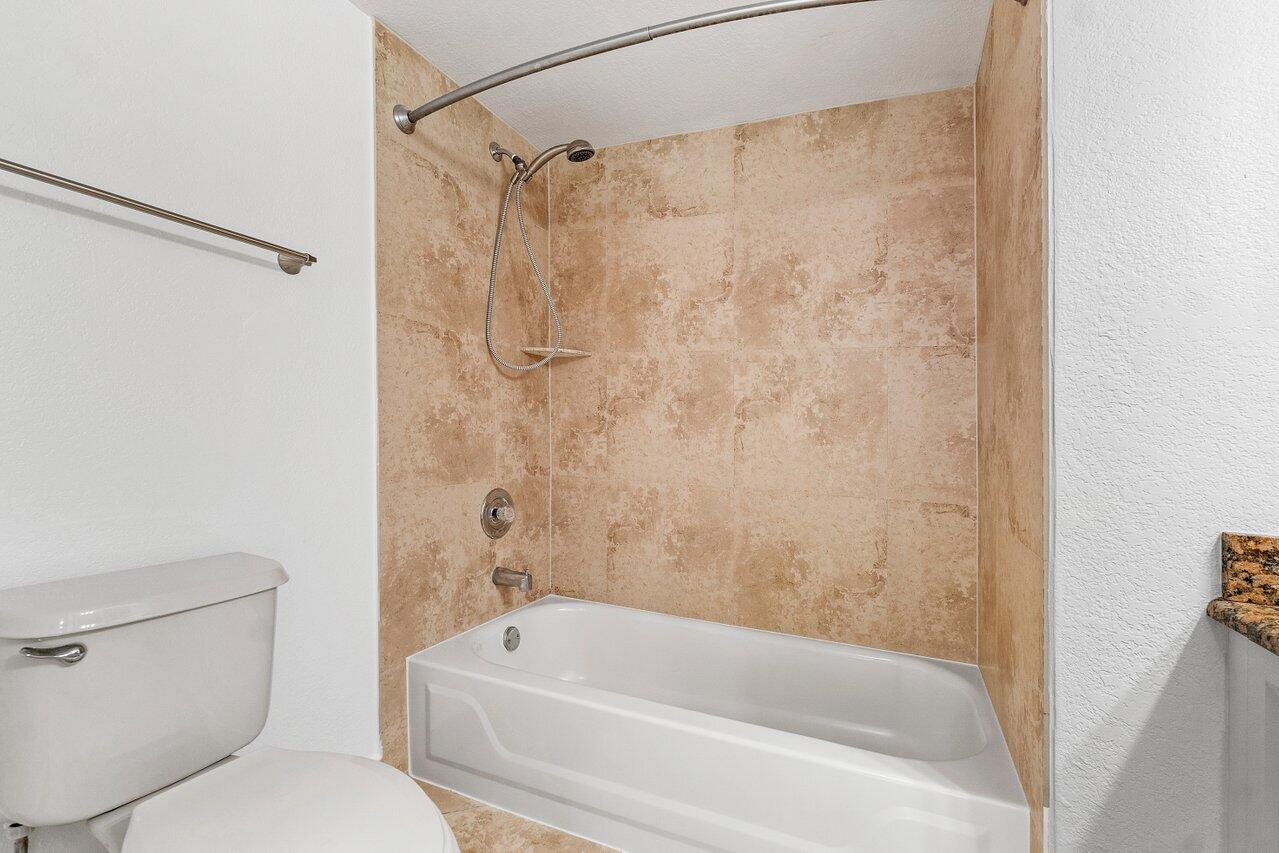 167 Yacht Club Way Unit: 204