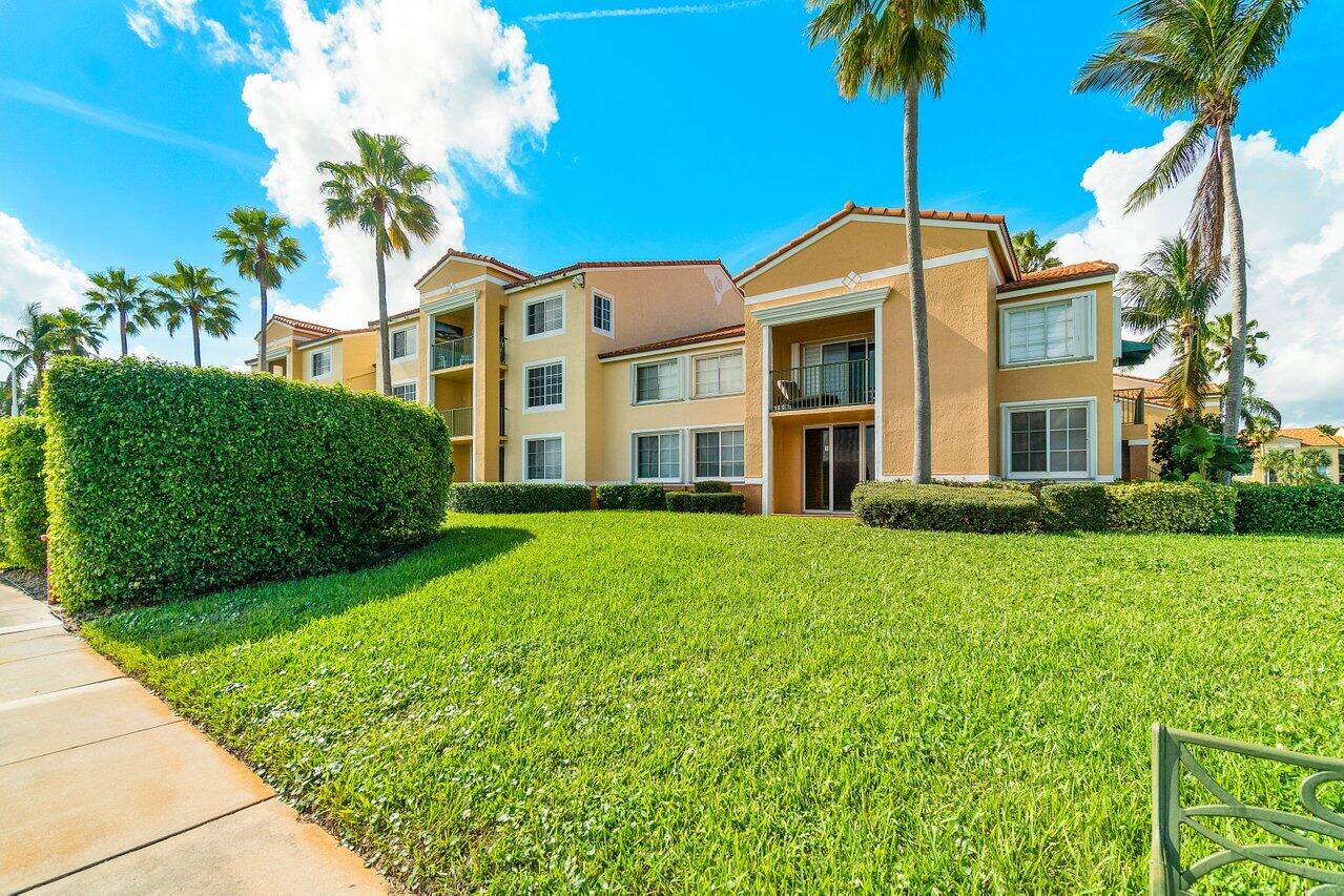 167 Yacht Club Way Unit: 204