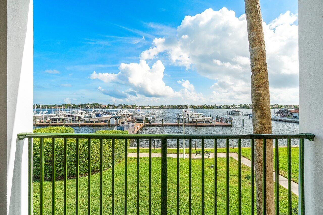 167 Yacht Club Way Unit: 204