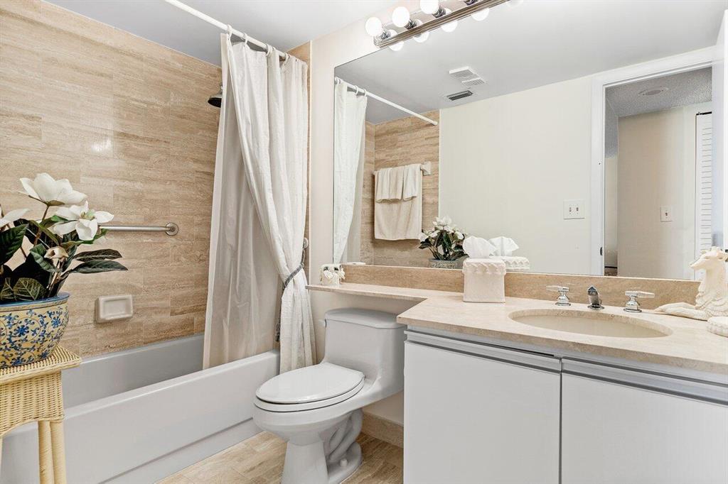 7153 Promenade Drive Unit: 701