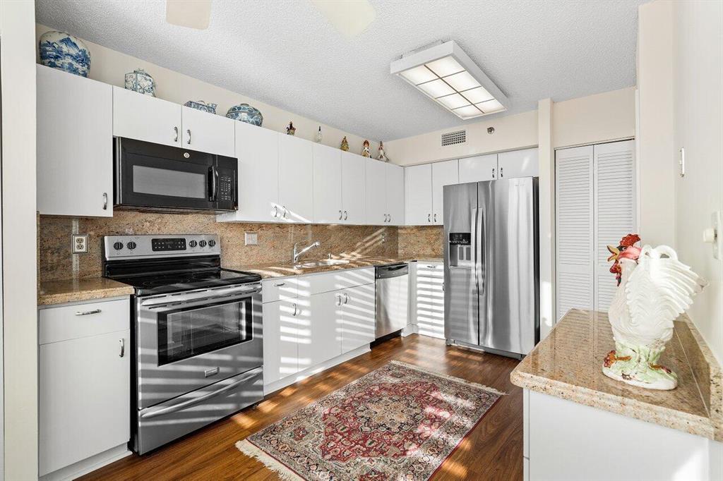 7153 Promenade Drive Unit: 701