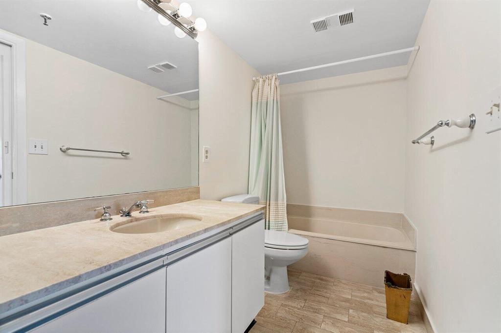 7153 Promenade Drive Unit: 701