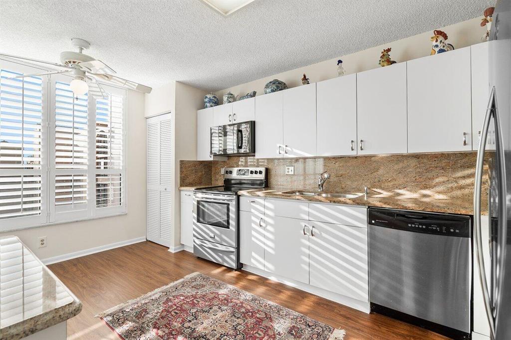 7153 Promenade Drive Unit: 701