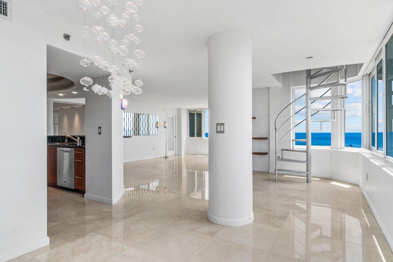 3912 S Ocean Boulevard Unit: Ph 10