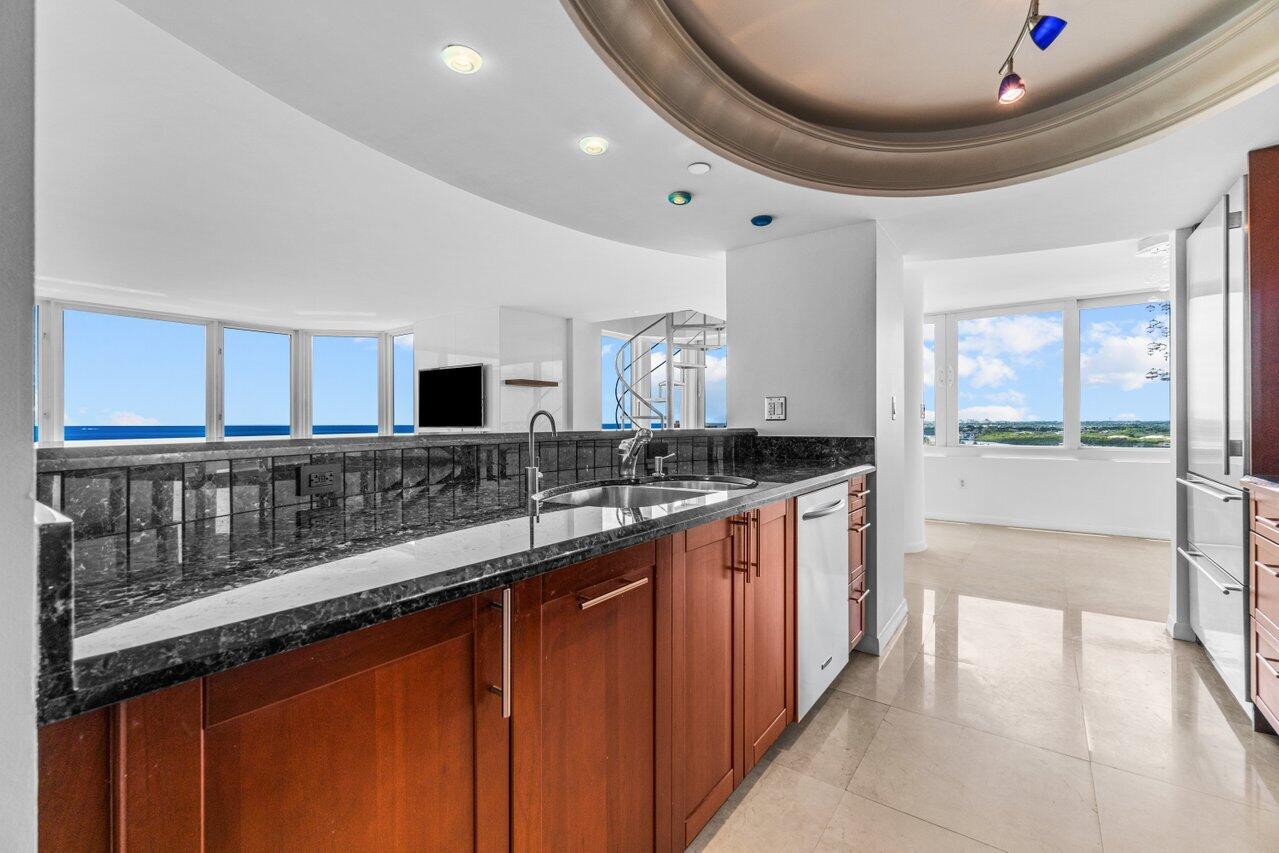 3912 S Ocean Boulevard Unit: Ph 10