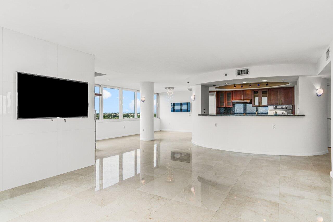 3912 S Ocean Boulevard Unit: Ph 10