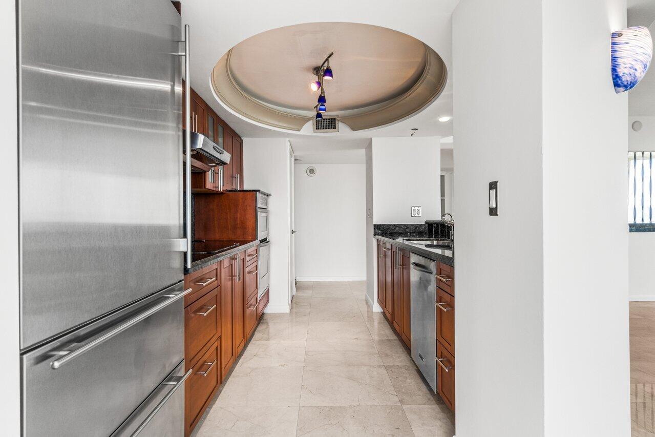 3912 S Ocean Boulevard Unit: Ph 10