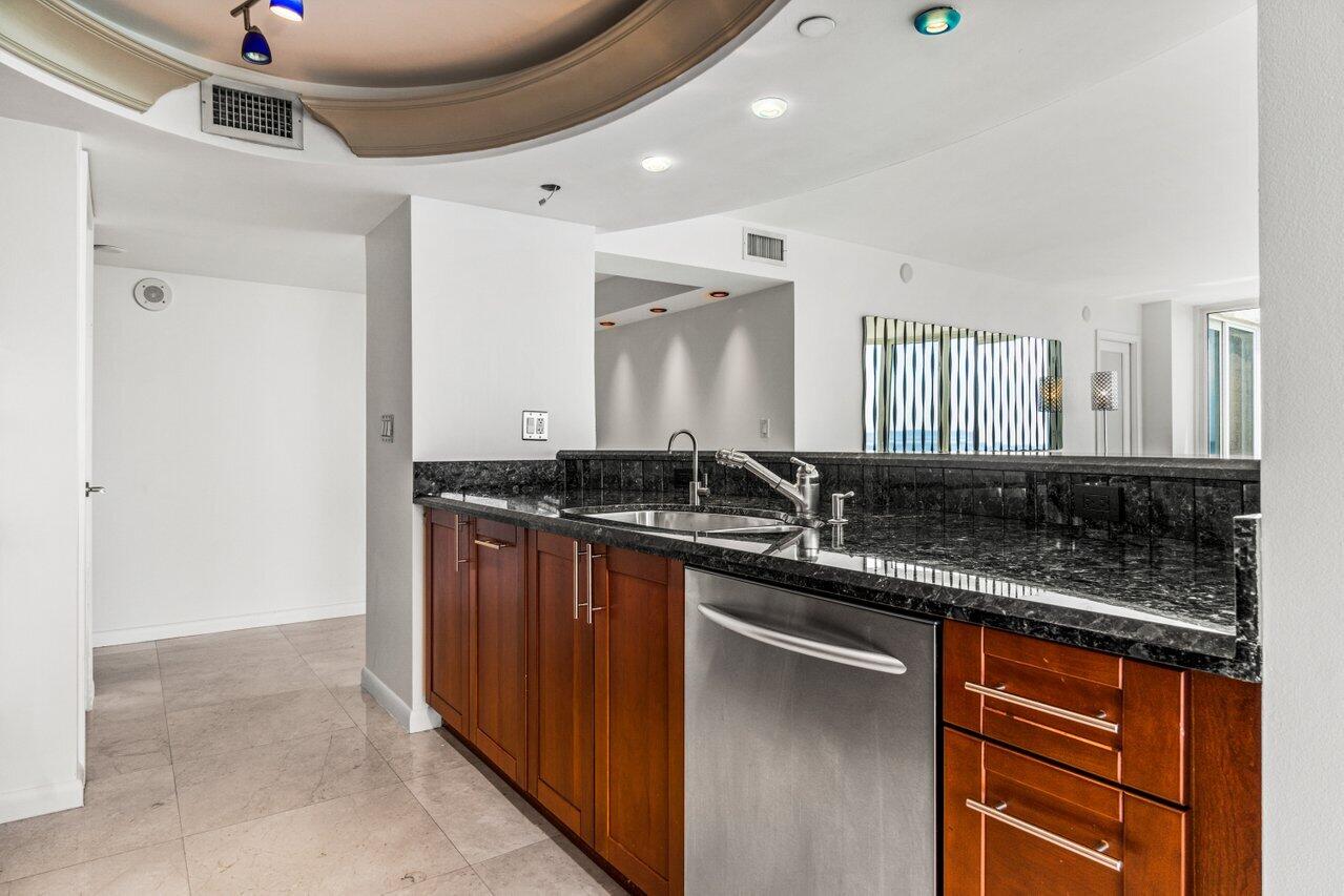 3912 S Ocean Boulevard Unit: Ph 10