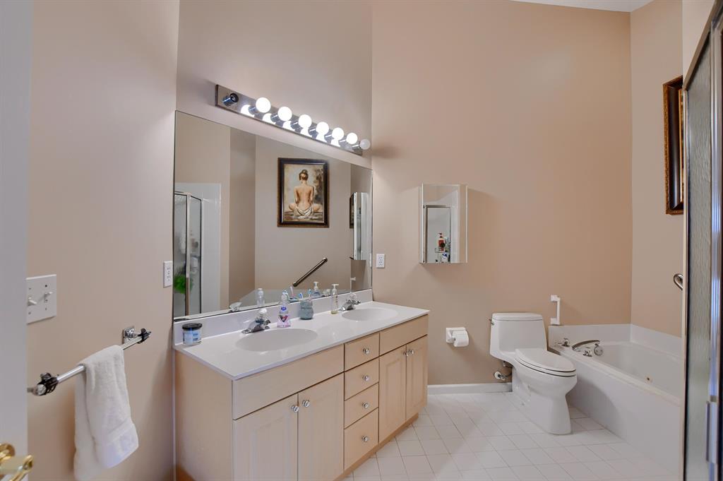 5541 Grande Palm Circle