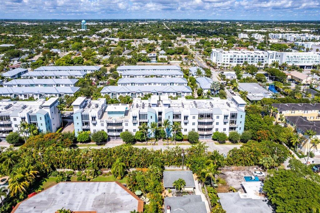 335 SE 6th Avenue Unit: 211
