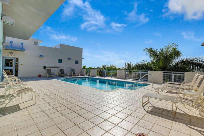 335 SE 6th Avenue Unit: 211