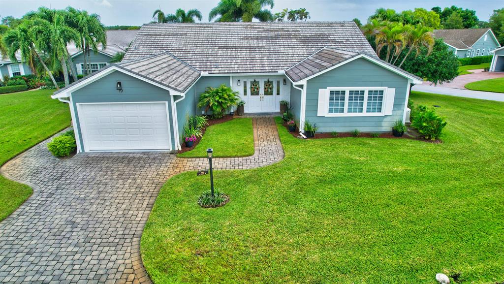 19 Holly Drive