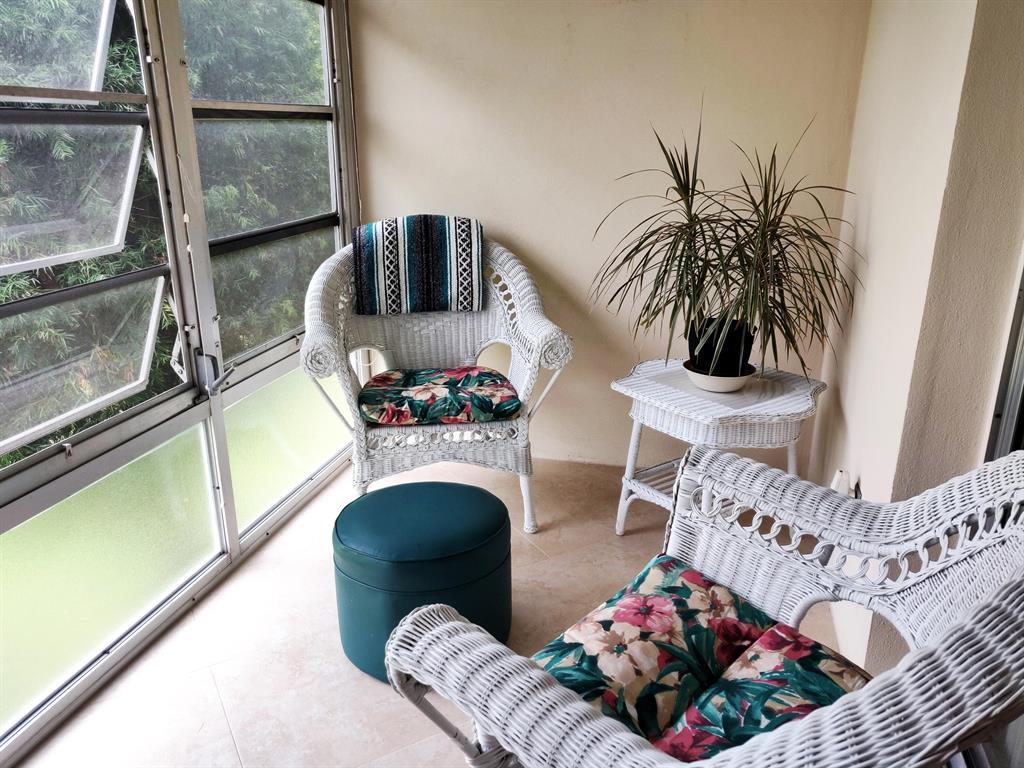 6 Lake Vista Trail Unit: 204