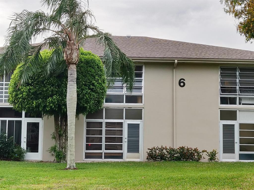 6 Lake Vista Trail Unit: 204