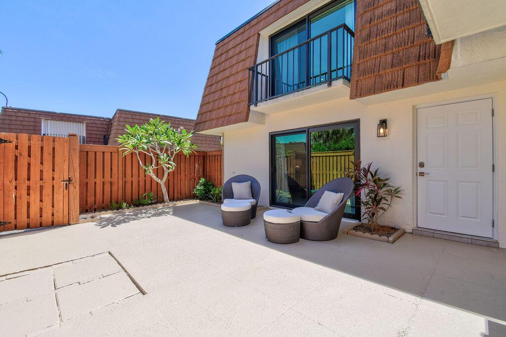 3900 County Line Road Unit: 22a