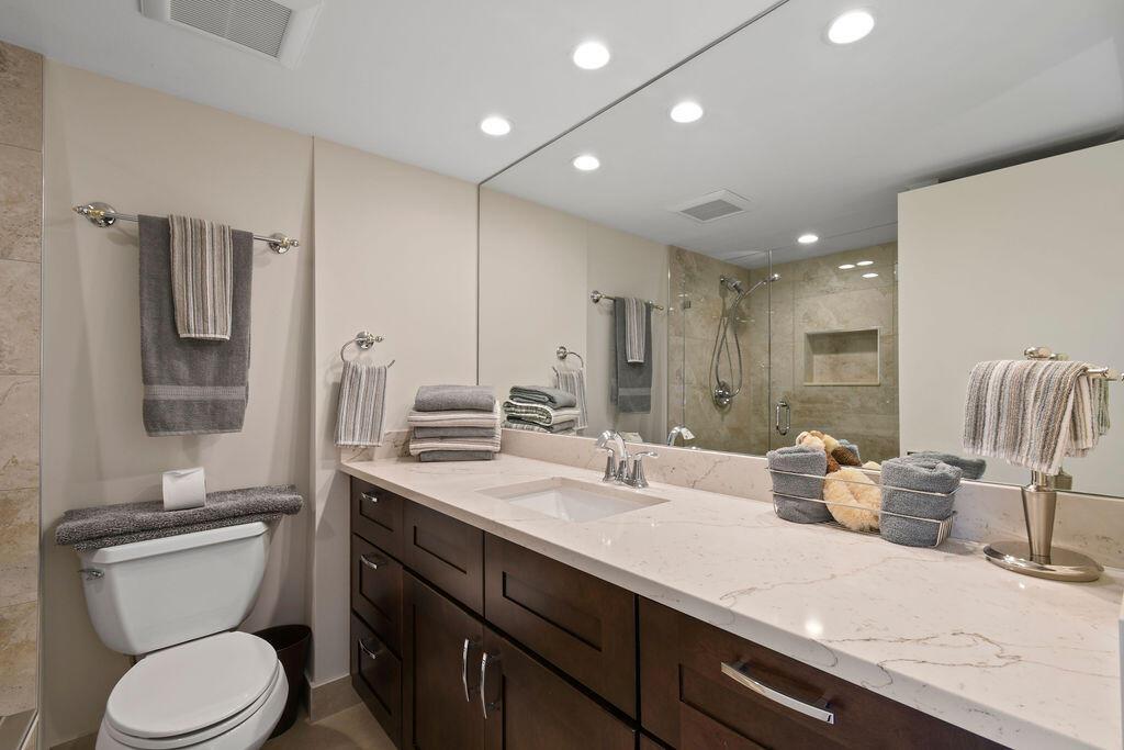3900 County Line Road Unit: 22a