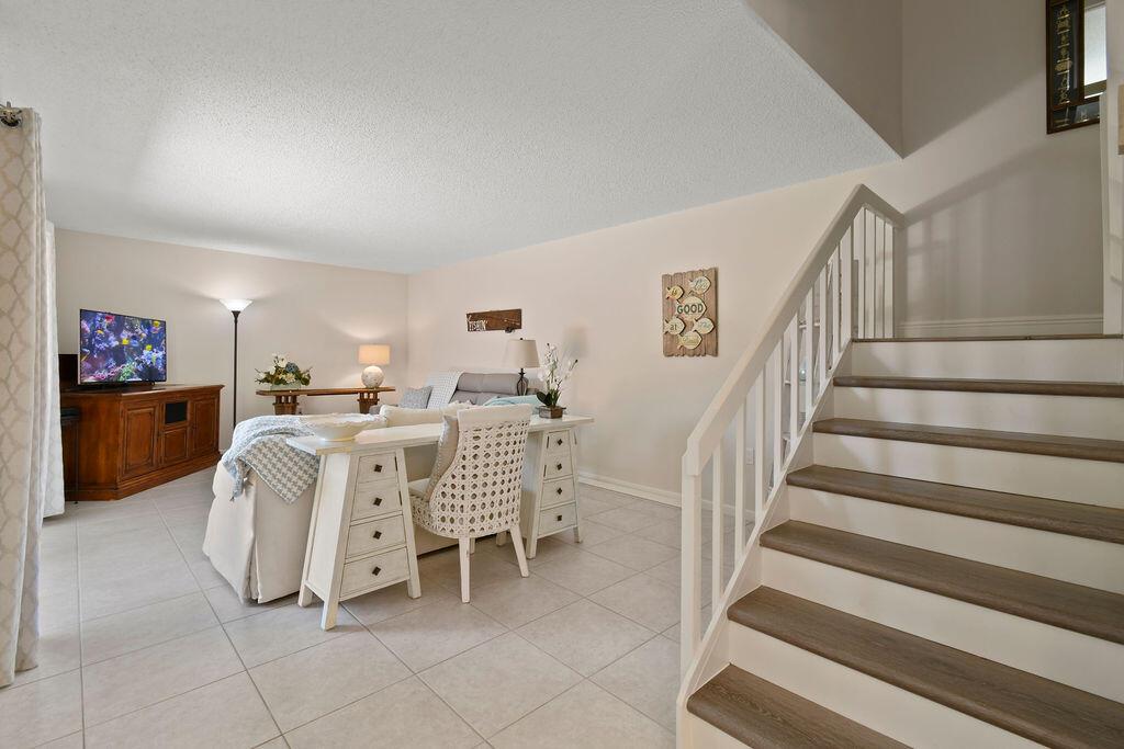 3900 County Line Road Unit: 22a