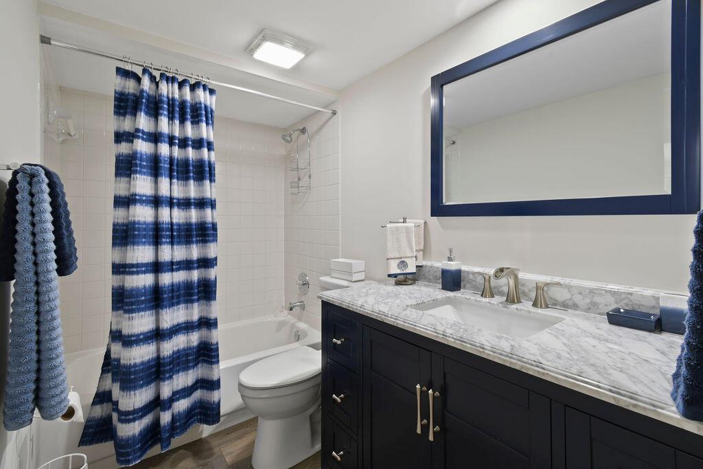 3900 County Line Road Unit: 22a