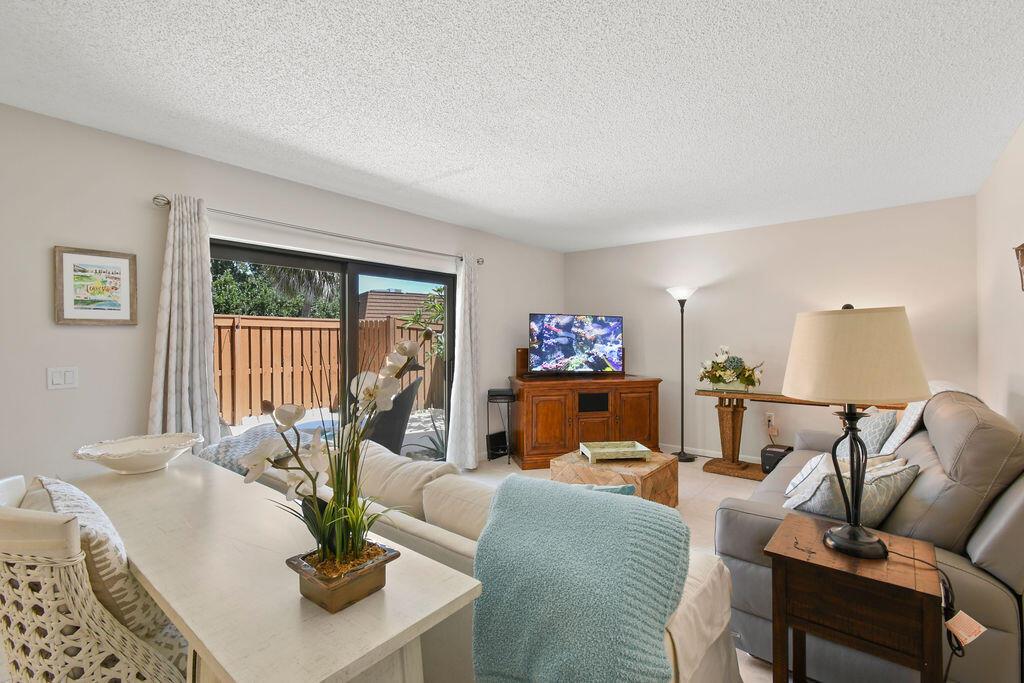 3900 County Line Road Unit: 22a