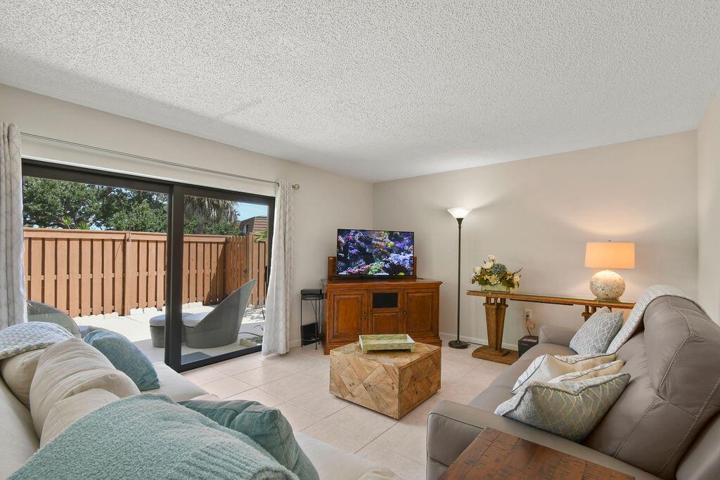 3900 County Line Road Unit: 22a