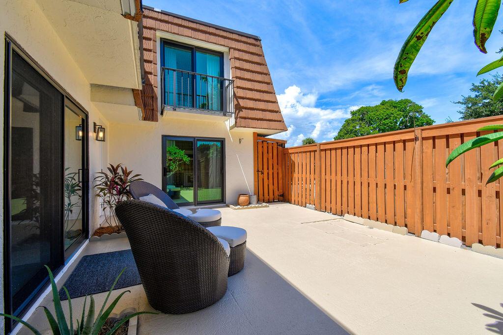 3900 County Line Road Unit: 22a