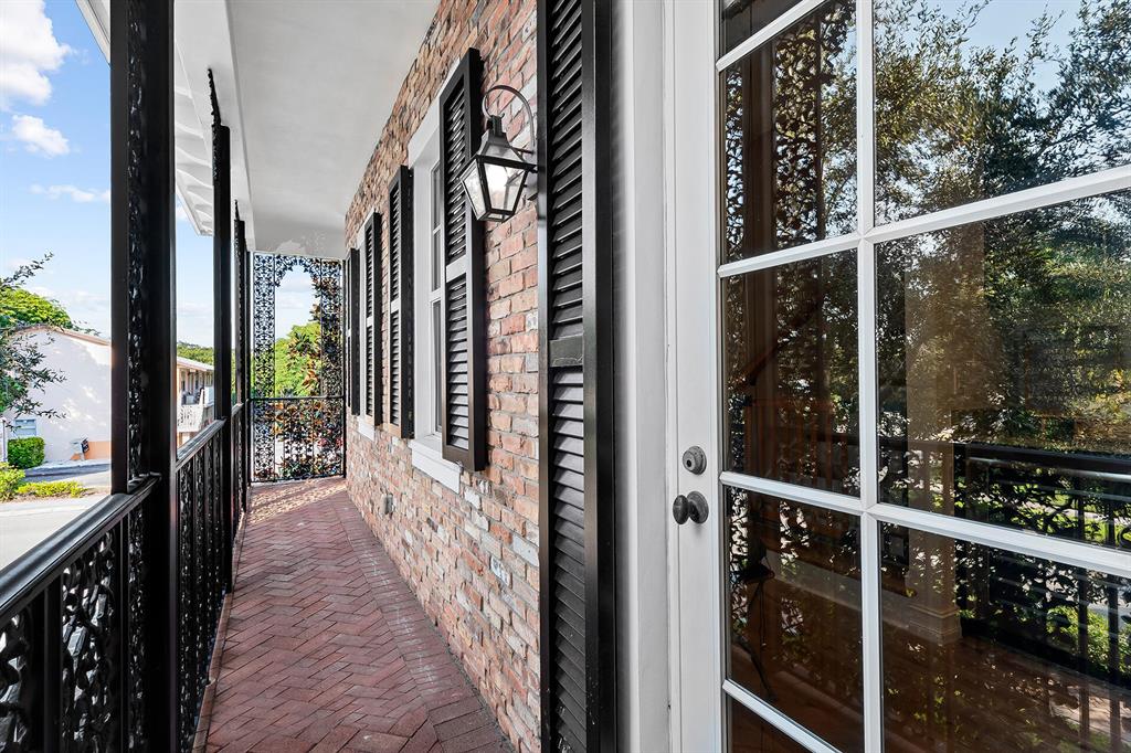 135 N Cannery Row Circle