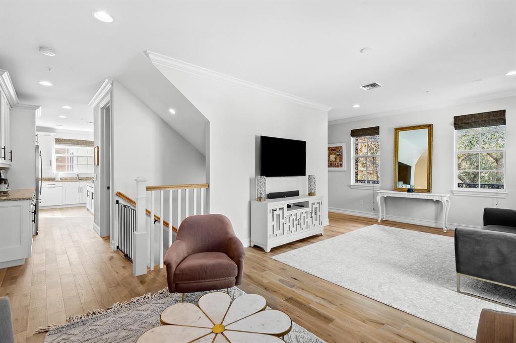 135 N Cannery Row Circle