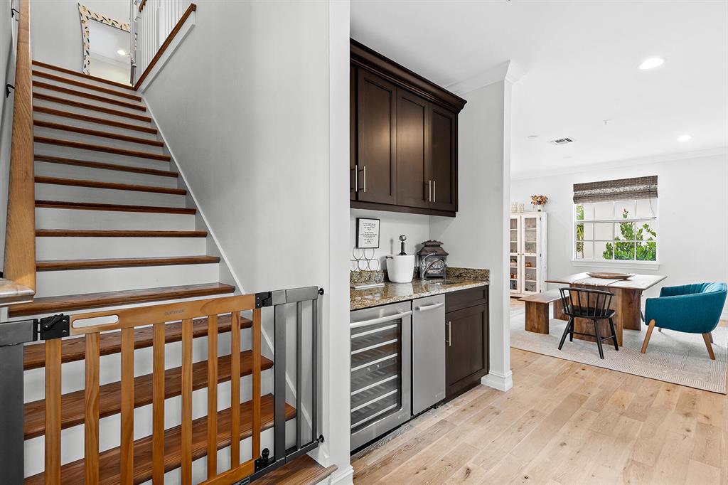 135 N Cannery Row Circle