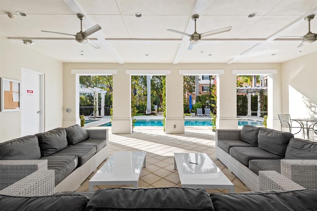 135 N Cannery Row Circle