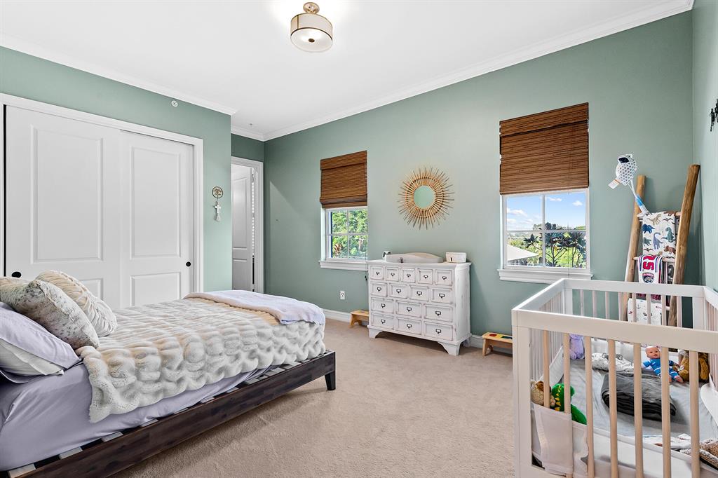 135 N Cannery Row Circle
