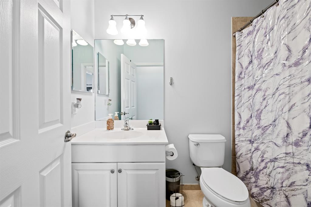 4742 N Grand Cypress Circle N Unit: 4742