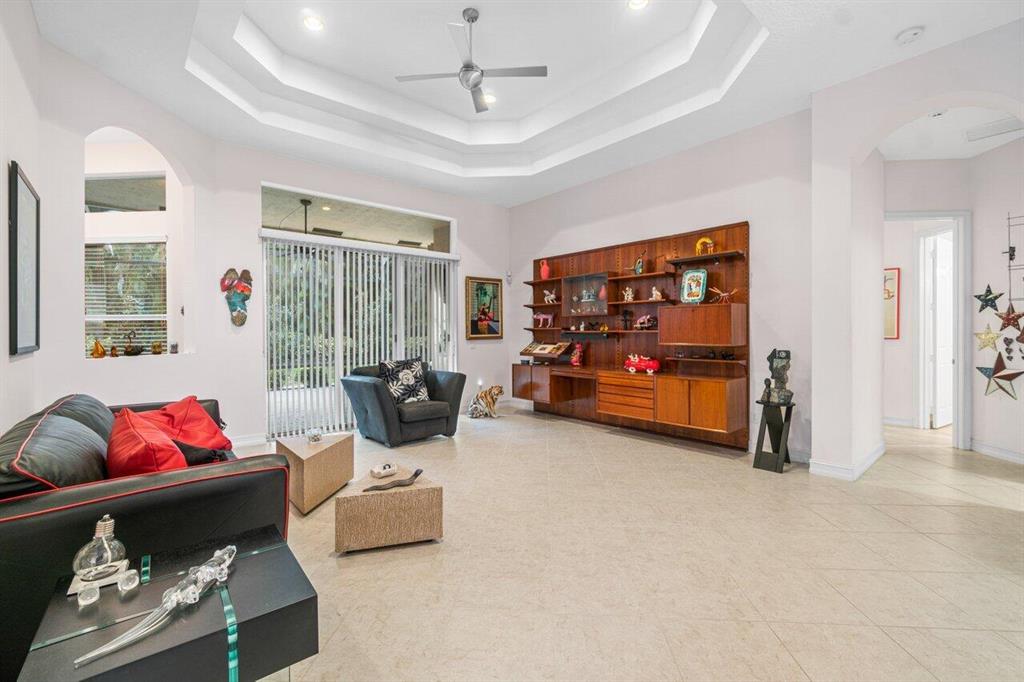 9953 Bluefield Drive
