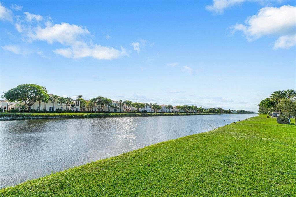 3111 SW 20th Terrace Unit: 22b2