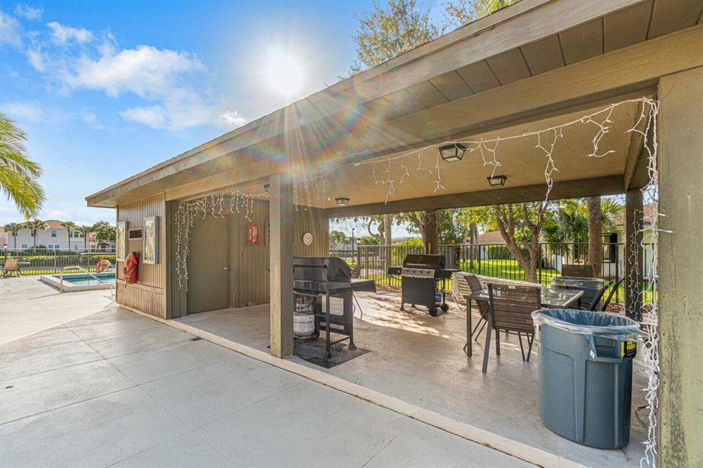 3111 SW 20th Terrace Unit: 22b2