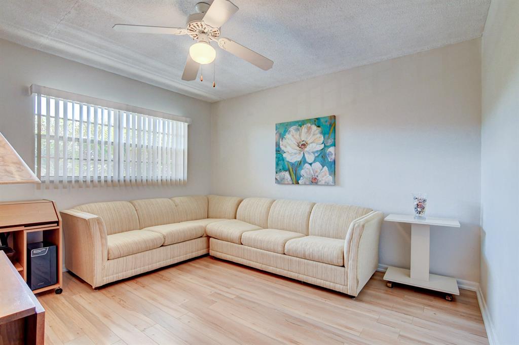2400 NE 1st Lane Unit: 313