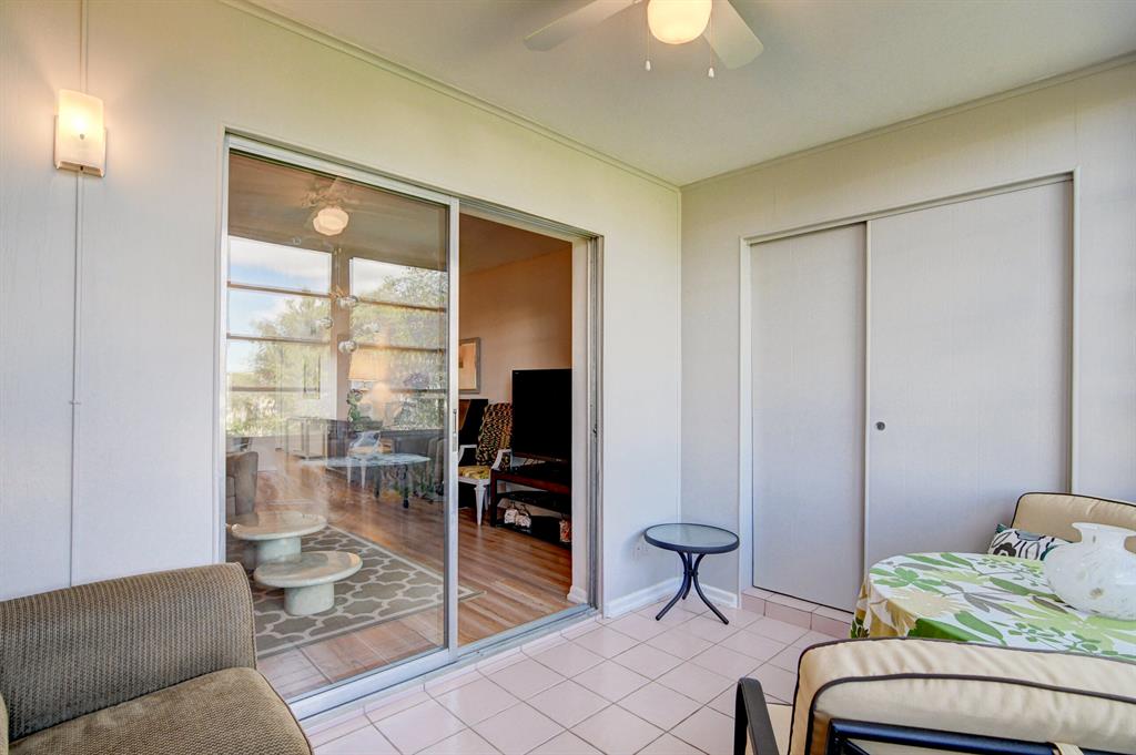 2400 NE 1st Lane Unit: 313
