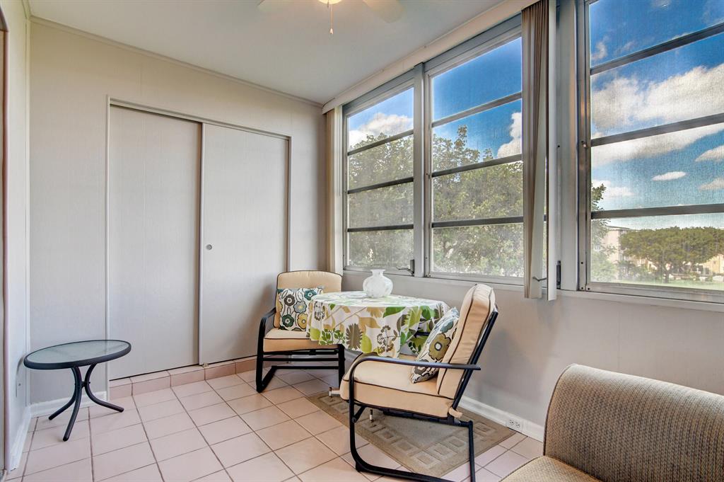 2400 NE 1st Lane Unit: 313