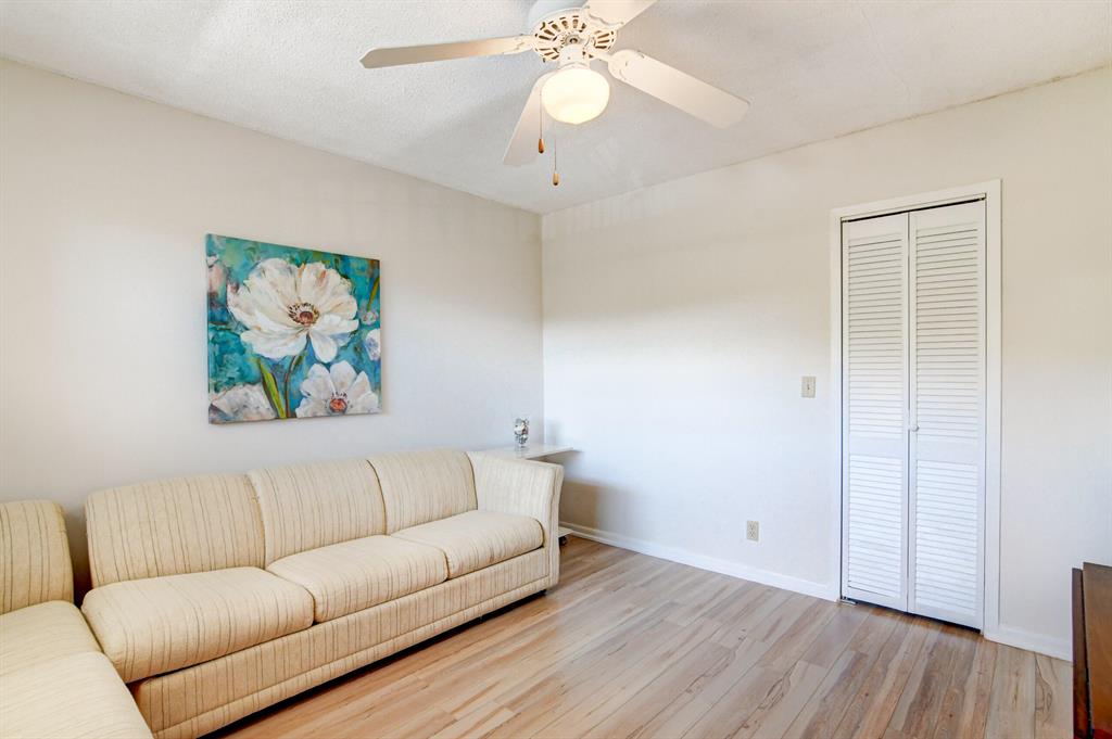 2400 NE 1st Lane Unit: 313