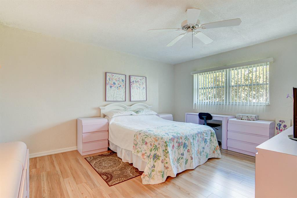 2400 NE 1st Lane Unit: 313