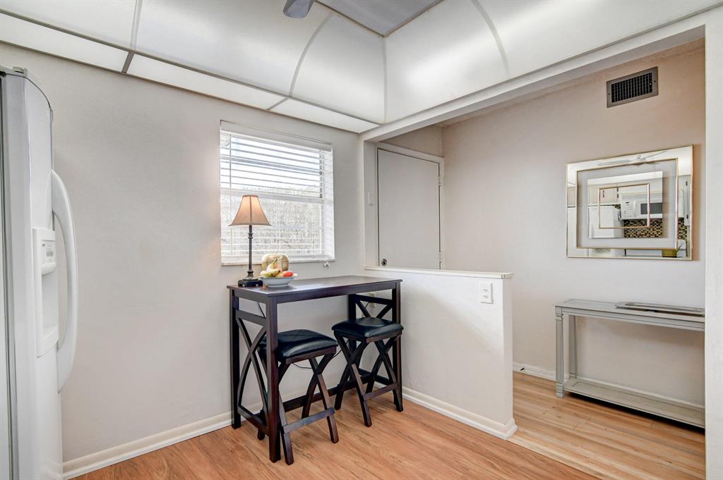 2400 NE 1st Lane Unit: 313