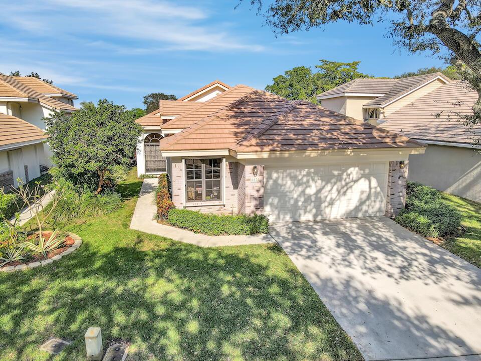 4475 Sherwood Forest Drive