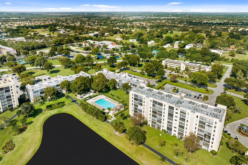 7240 Huntington Lane Unit: 203