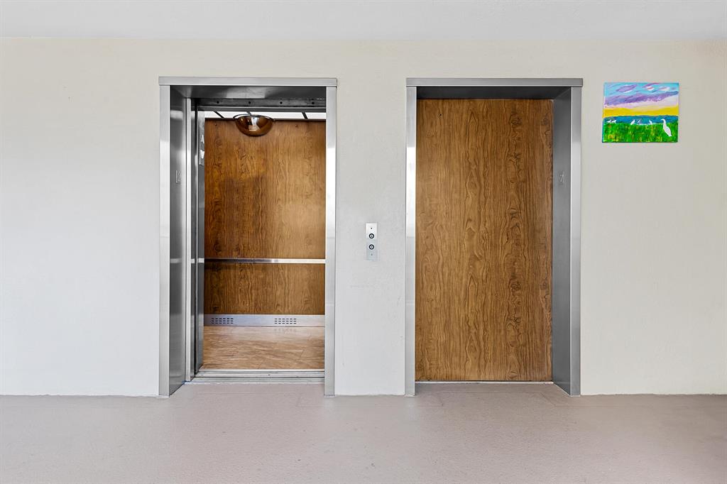 7240 Huntington Lane Unit: 203