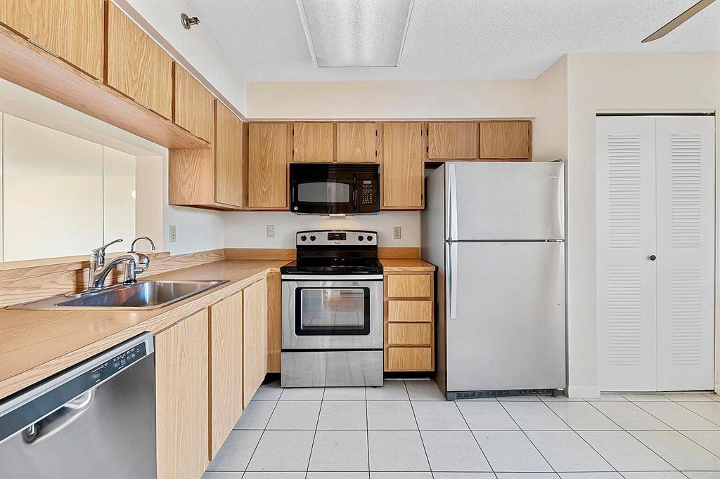 7240 Huntington Lane Unit: 203