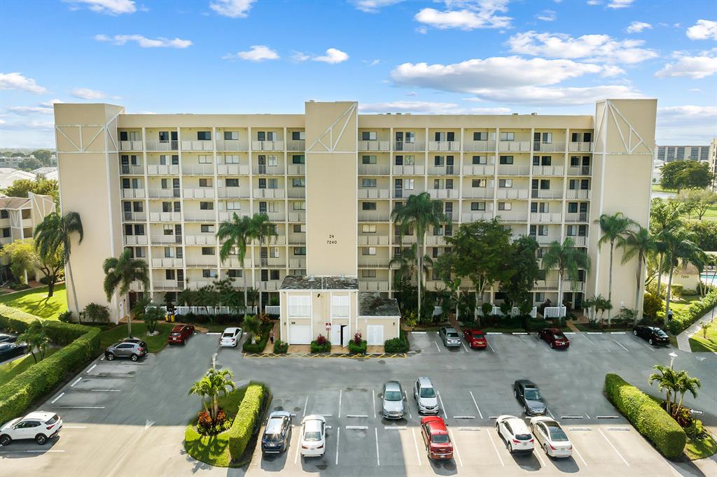 7240 Huntington Lane Unit: 203